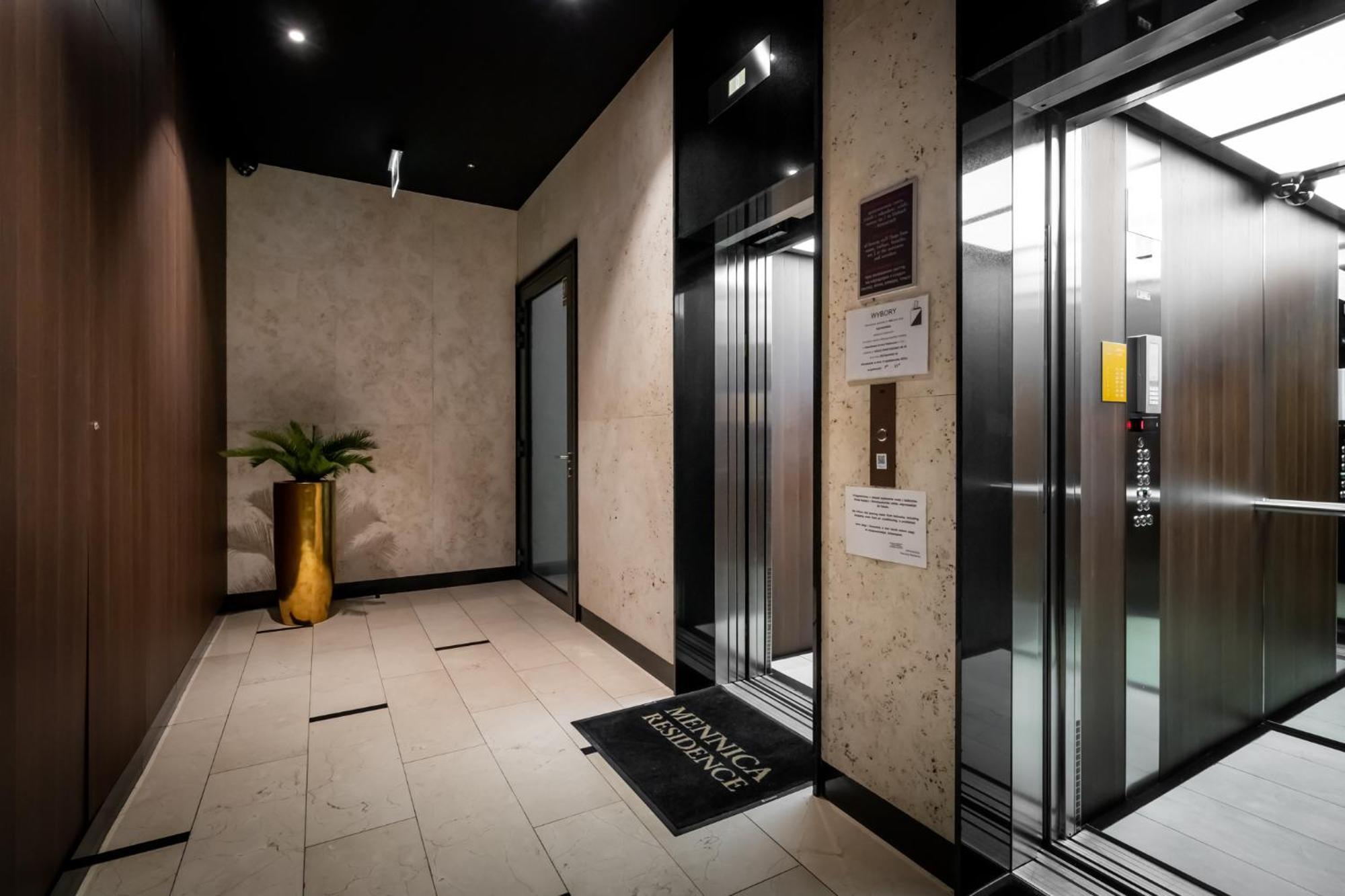 Golden Apartments -City Center - Mennica Residence Varşovia Exterior foto