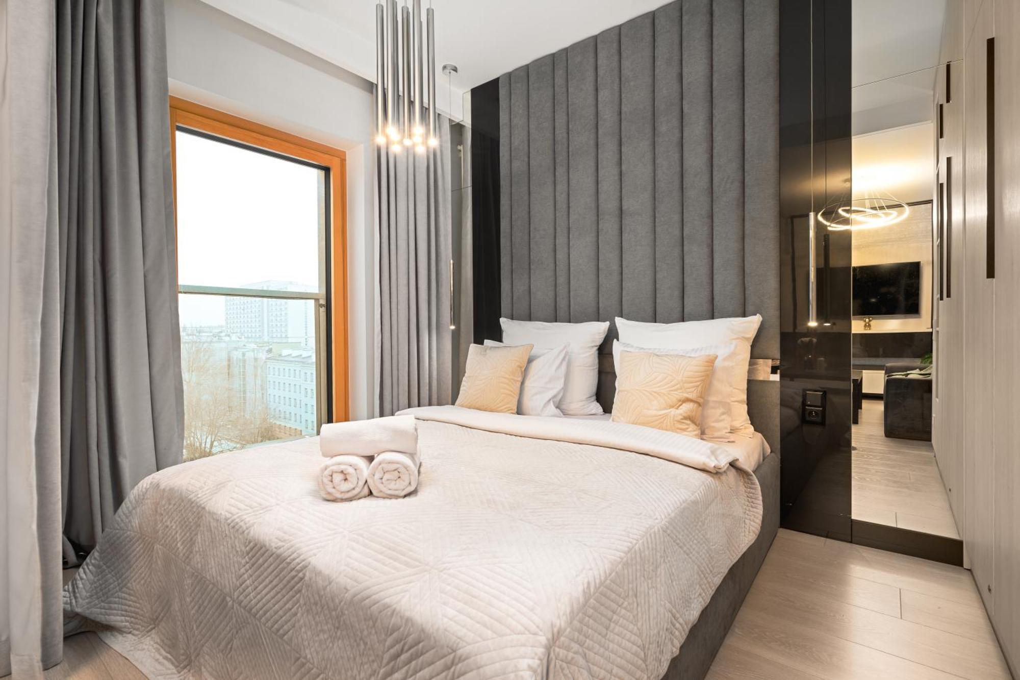 Golden Apartments -City Center - Mennica Residence Varşovia Exterior foto